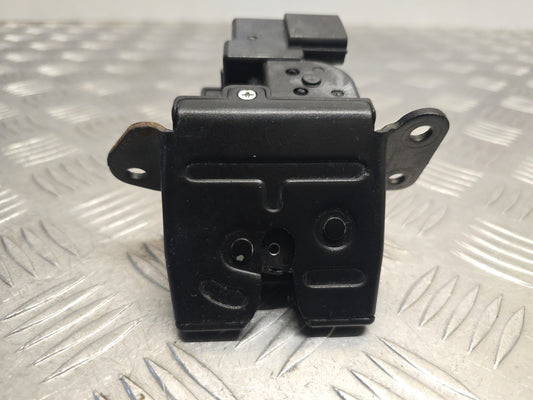 HYUNDAI I30 HATCHBACK GD MK2 2012-2017 GENUINE REAR BOOT LOCK CATCH 81230-A6000