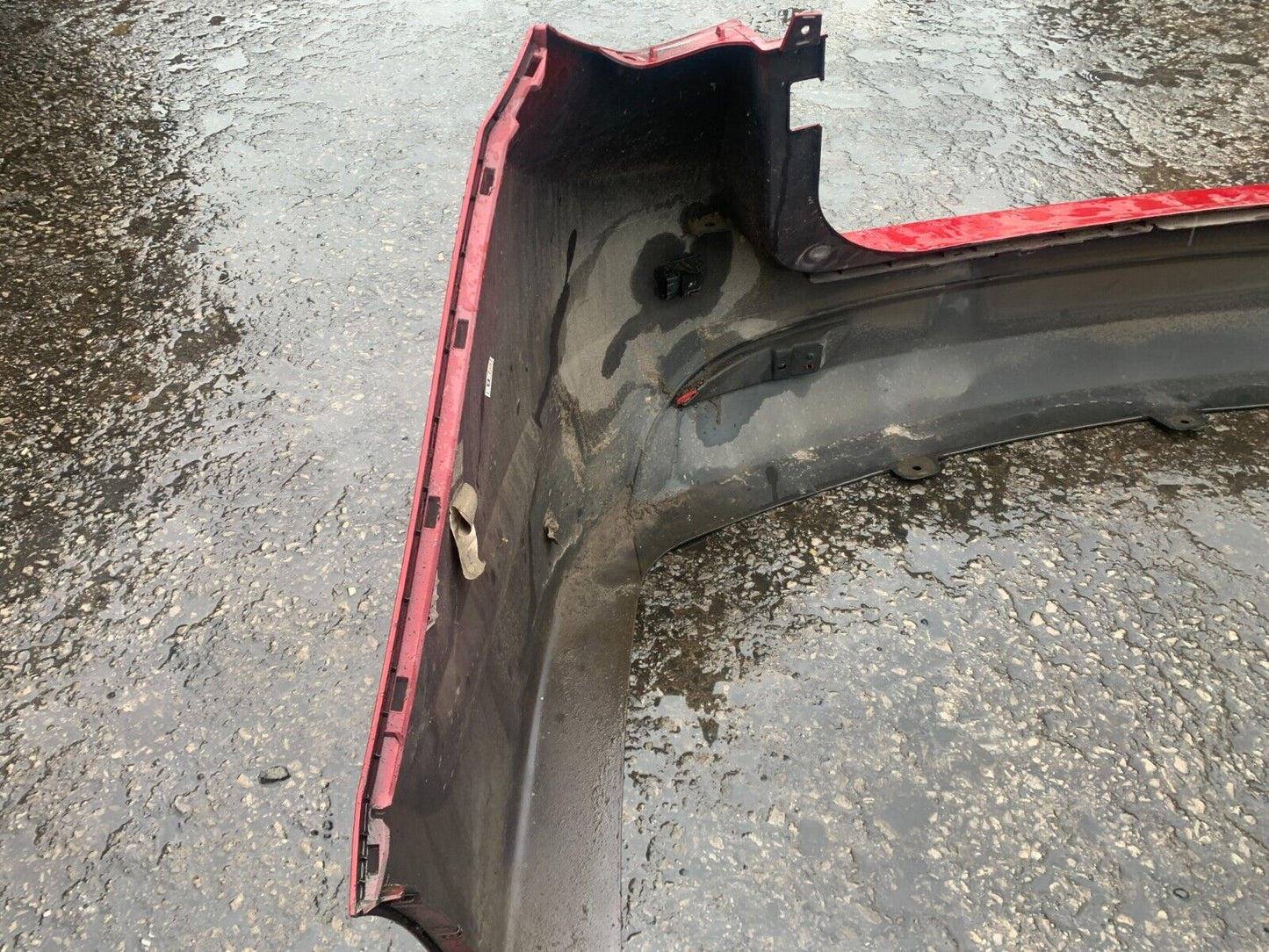 HYUNDAI I40 ESTATE MK1 2011-2019 GENUINE REAR BUMPER RED COLLECTION