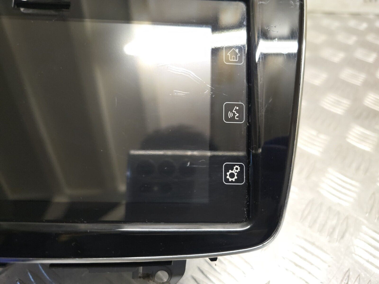 SUZUKI BALENO 2016-2019 GENUINE SAT NAV STEREO MEDIA RADIO HEAD UNIT 39920-68PA2