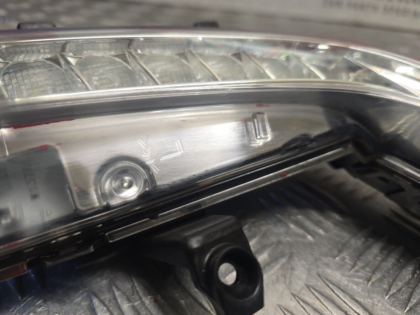 SUZUKI SWIFT AZG MK3 2014-2017 GENUINE PASSENGERS SIDE FRONT LED DRL LIGHT LAMP
