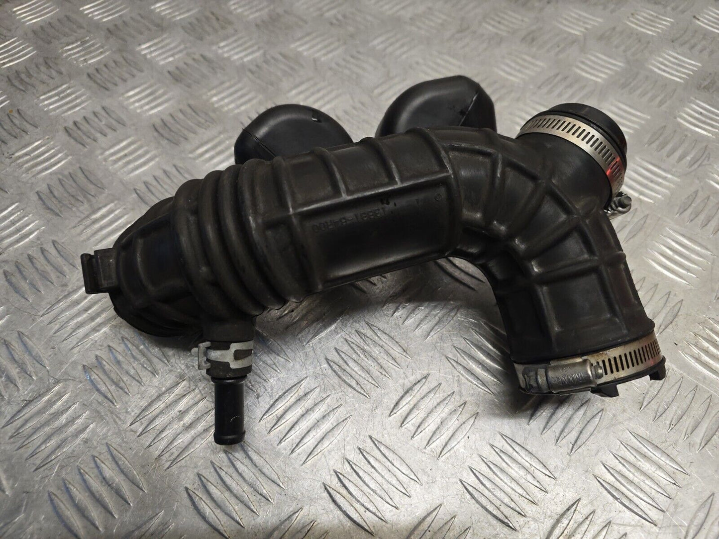 SUZUKI VITARA LY 2018-2023 1.0 PETROL GENUINE TURBO AIR INTAKE PIPE 13881-64R00