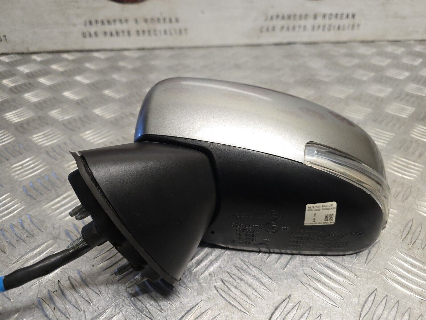 SUZUKI BALENO A1K MK2 2016-2019 GENUINE PASSENGERS INDICATOR MIRROR ZQS SILVER
