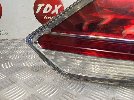 NISSAN X-TRAIL T32 MK3 2014-2017 GENUINE PASSENGERS REAR BODY BRAKE LIGHT LAMP