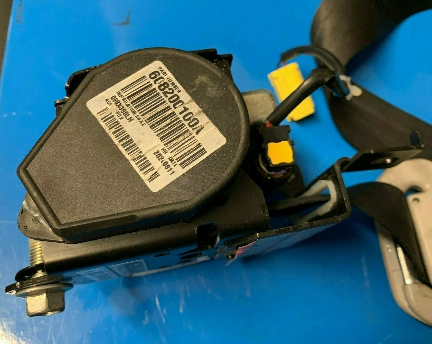 Honda Crv Passenger Side Front Pre-Tensioned Seatbelt 2010-2012 A 81850-Sww-Eo D 4