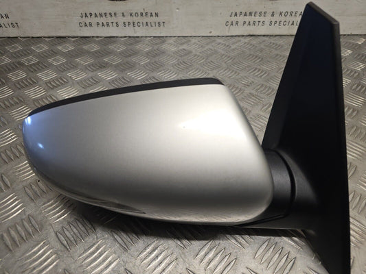 Kia Carens Rp Mk3 2013-2019 Drivers Power Fold Puddle Light Mirror 3D Silver 2