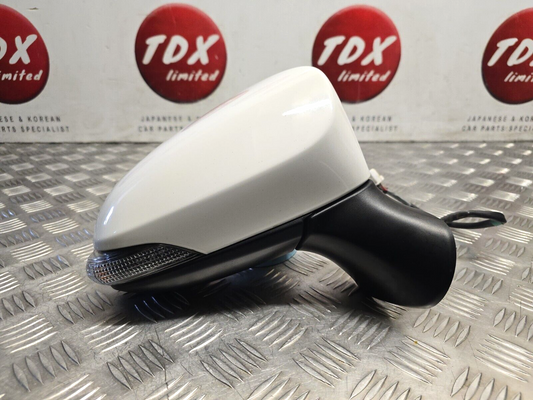 TOYOTA AVENSIS T27 MK3 2015-2018 DRIVERS SIDE POWER FOLD WING MIRROR 040 WHITE