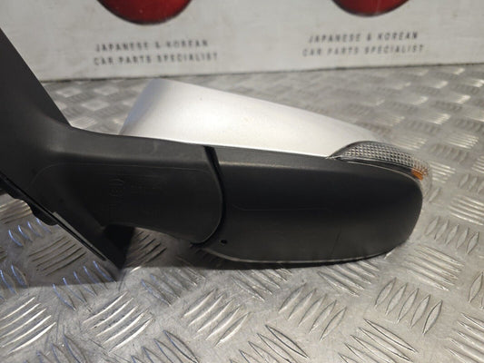 TOYOTA YARIS MK3 2012-2017 GENUINE PASSENGERS SIDE MANUAL FOLD WING MIRROR 1F7