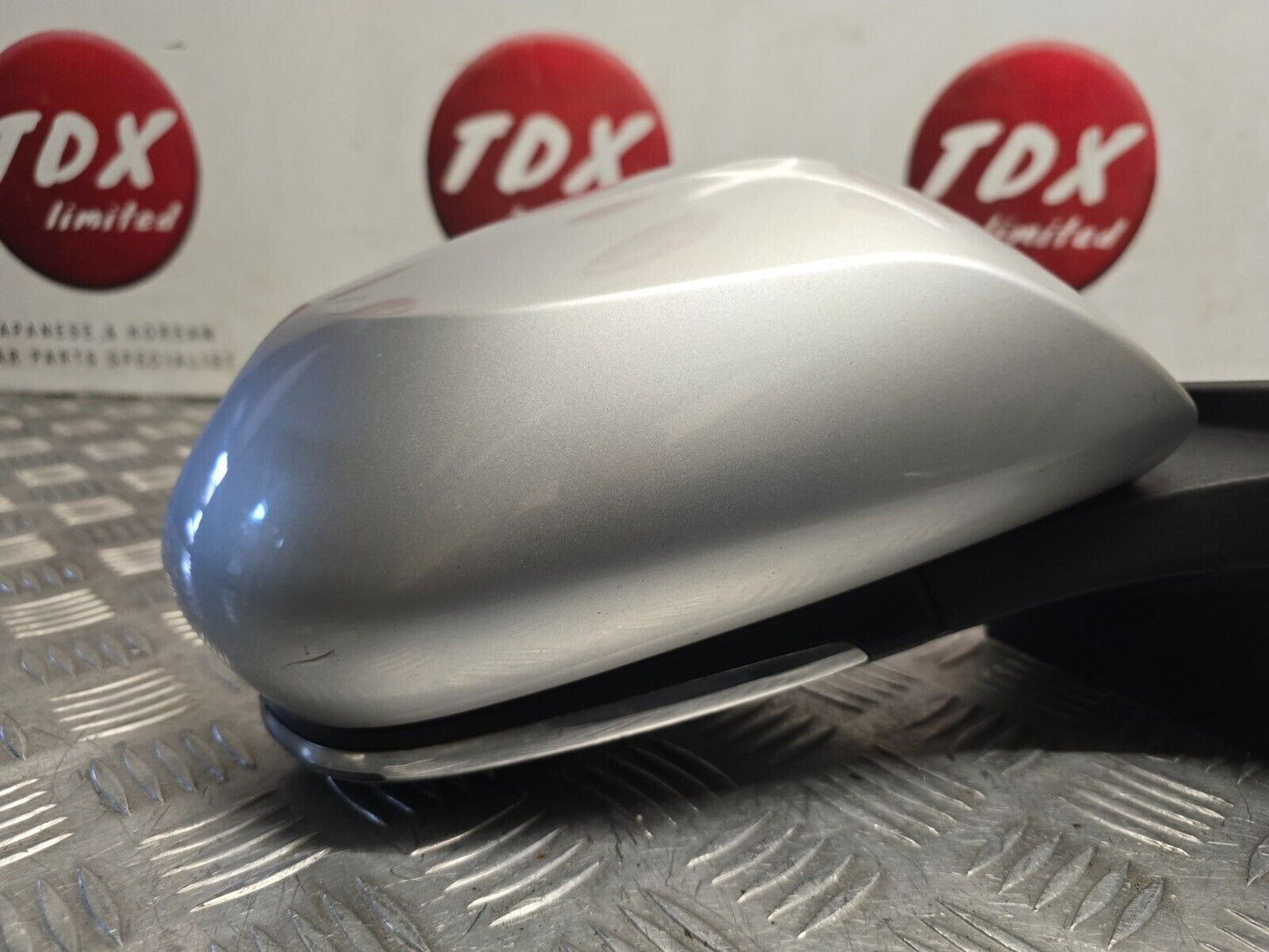 TOYOTA PRIUS MK4 2016-2021 GENUINE DRIVERS POWER FOLD BLIND SPOT WING MIRROR