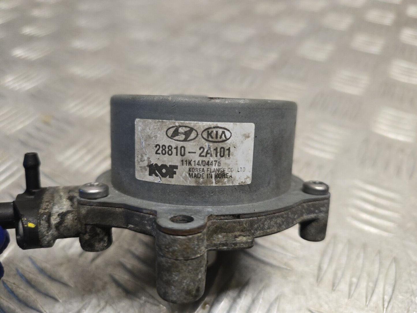 HYUNDAI I30 / KIA CEED 2007-2012 1.6 CRDi DIESEL GENUINE VACUUM PUMP 28810-2A101