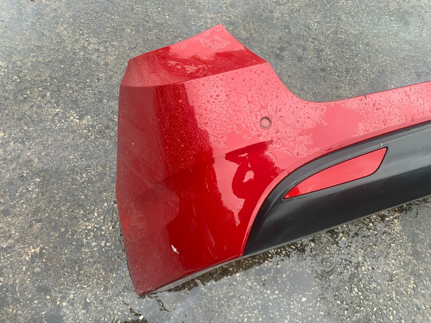 HYUNDAI I40 ESTATE MK1 2011-2019 GENUINE REAR BUMPER RED COLLECTION