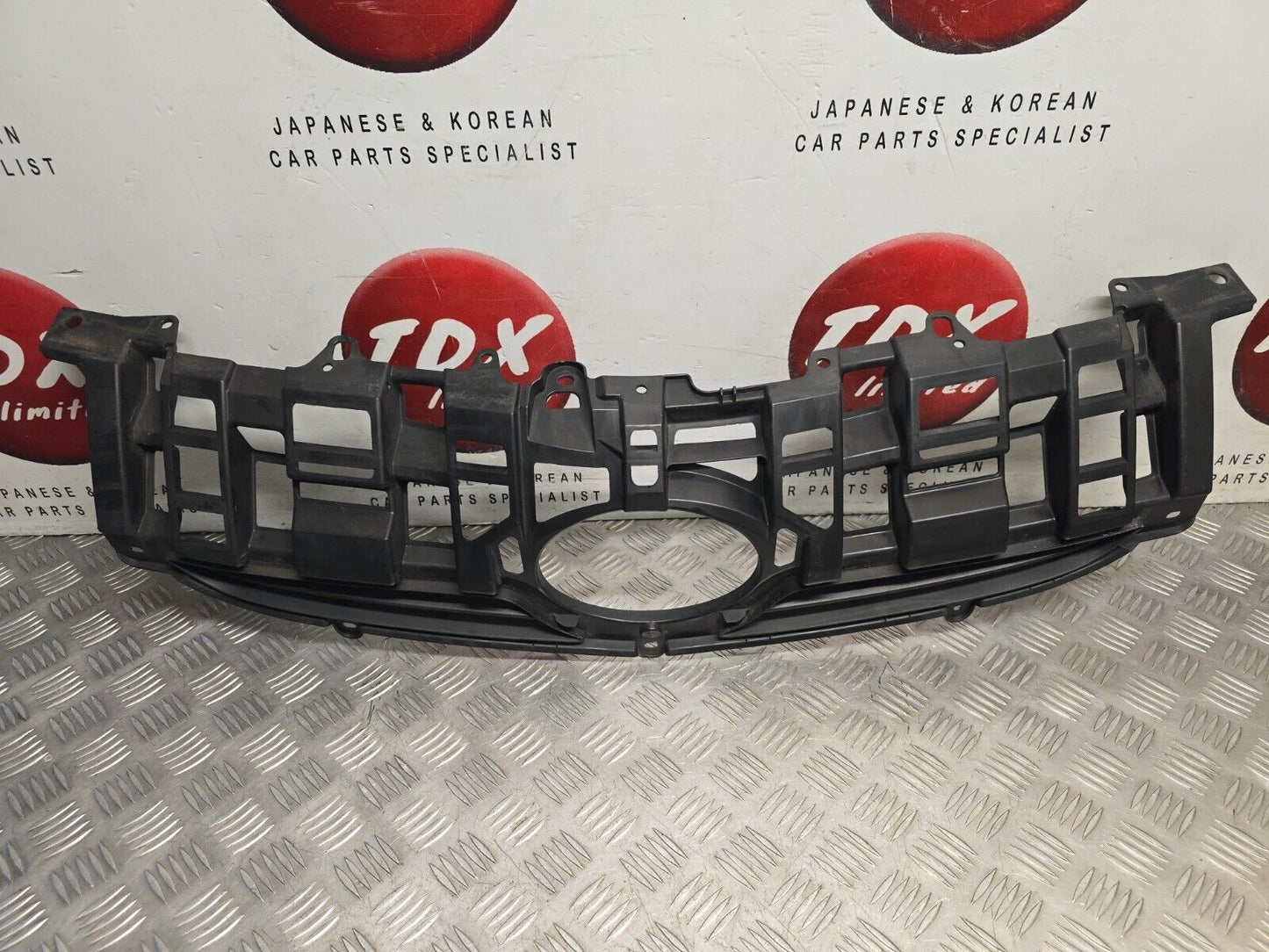 TOYOTA PRIUS 2009-2011 PREFACELIFT GENUINE FRONT BUMPER UPPER GRILLE 53111-47020