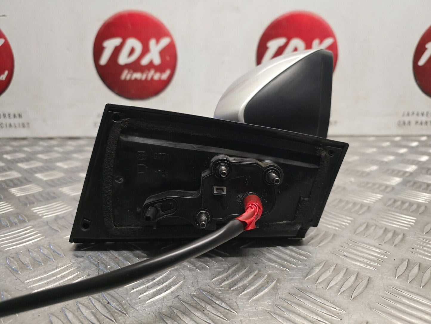 TOYOTA PRIUS MK4 2016-2021 GENUINE DRIVERS POWER FOLD BLIND SPOT WING MIRROR