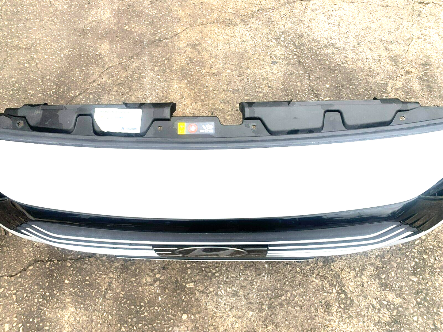 HYUNDAI IONIQ AE 2017-2020 GENUINE PRE-FACELIFT COMPLETE FRONT BUMPER T8S SILVER