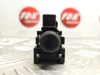 Mazda CX-5 KE MK1 2012-2017 Genuine Rear PDC Parking Distance Sensor KD49-67UC1 - photo 1 of 6