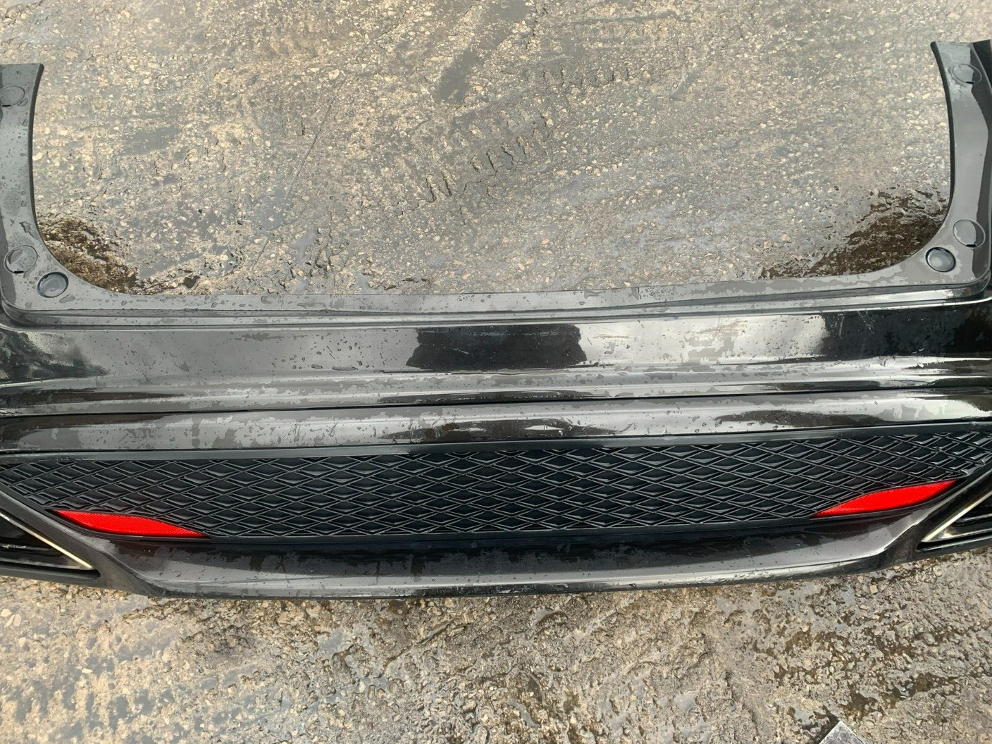 HONDA CIVIC MK8 2006-2009 GENUINE PRE-FACELIFT REAR BUMPER BLACK COLLECTION