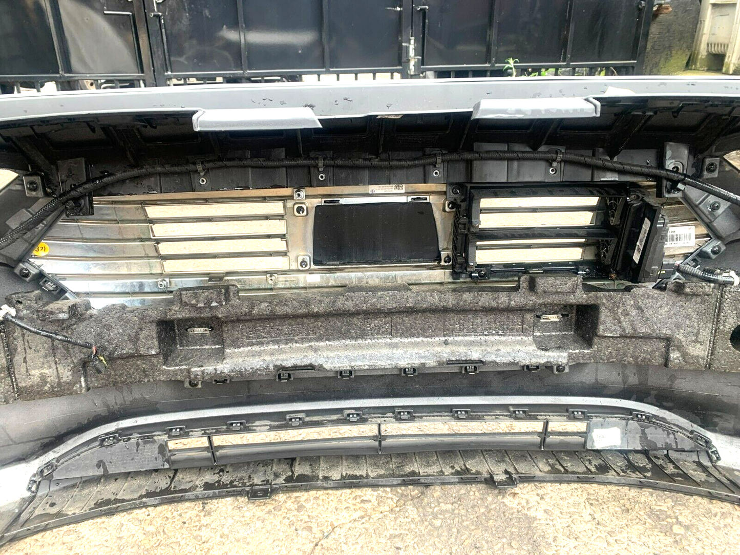 HYUNDAI IONIQ AE 2017-2020 GENUINE PRE-FACELIFT COMPLETE FRONT BUMPER T8S SILVER