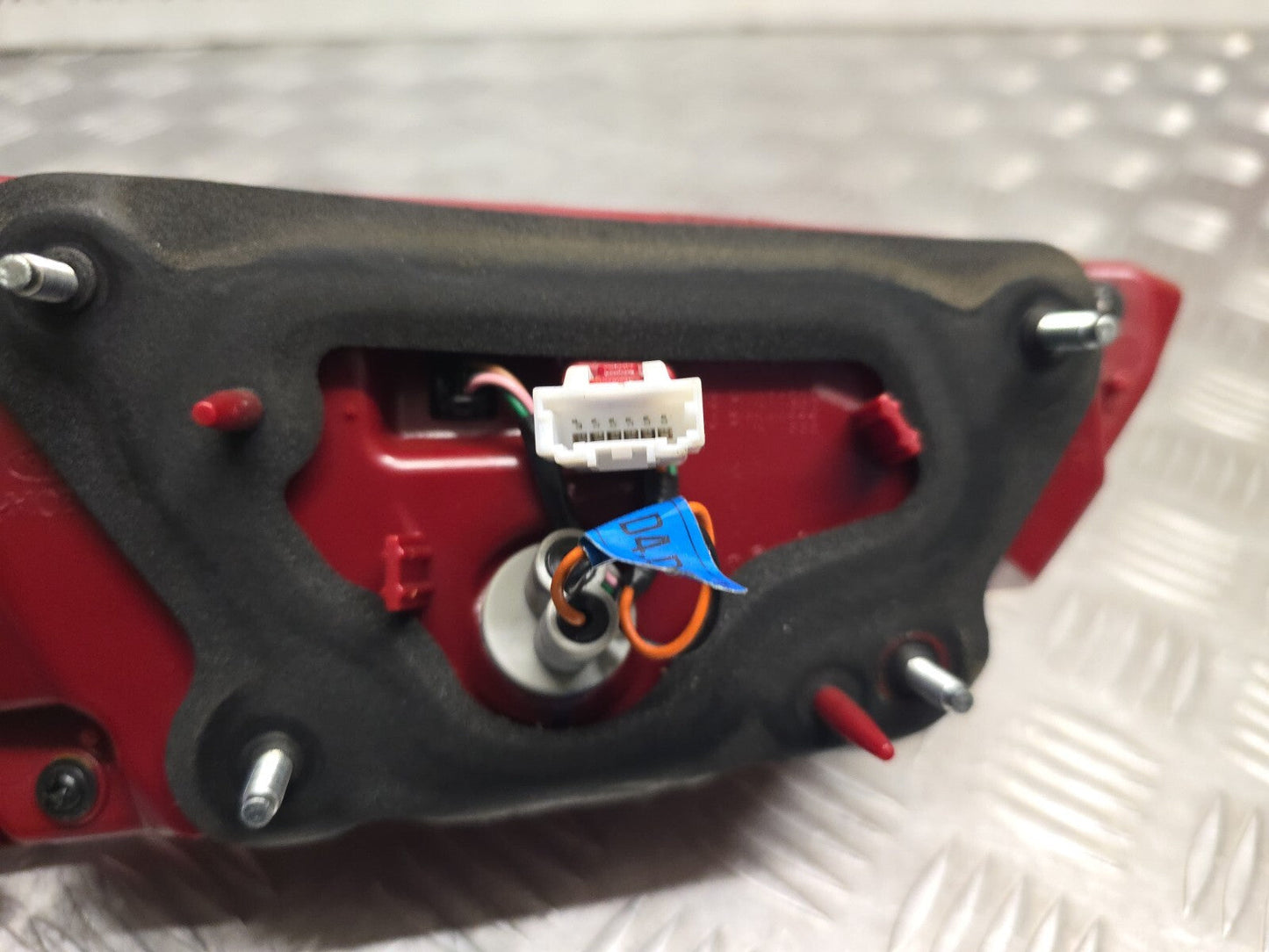 KIA OPTIMA SALOON MK4 JF 2016-2019 GENUINE DRIVERS REAR INNER TAILGATE LIGHT