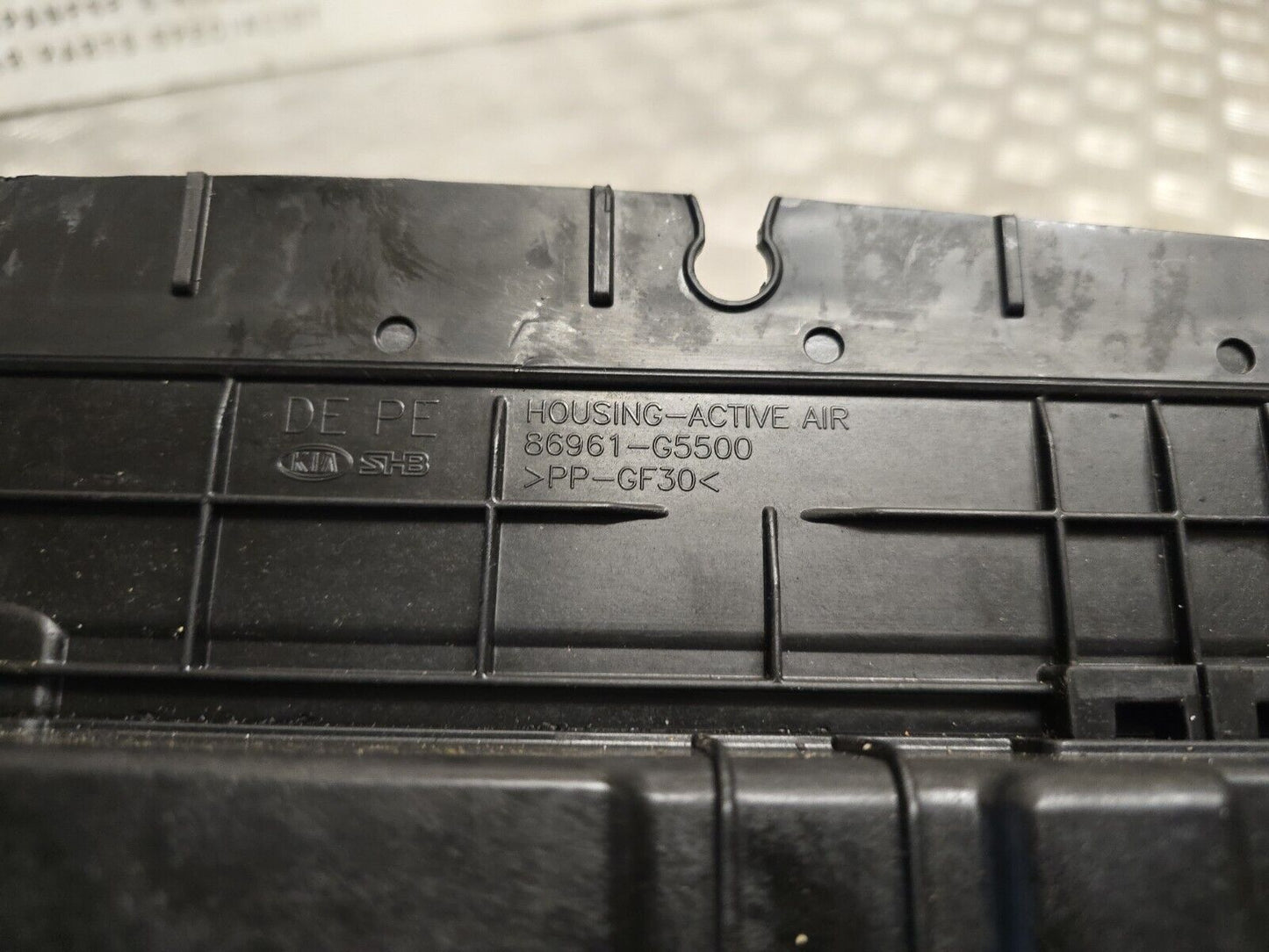 KIA NIRO DE 2020-2022 GENUINE FRONT BUMPER AIR DUCT GRILLE SHUTTER 86958-G5500