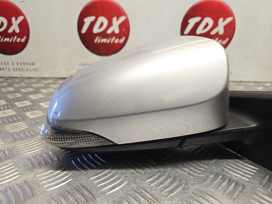 TOYOTA YARIS MK3 2012-2017 GENUINE DRIVERS SIDE MANUAL FOLD WING MIRROR 1F7