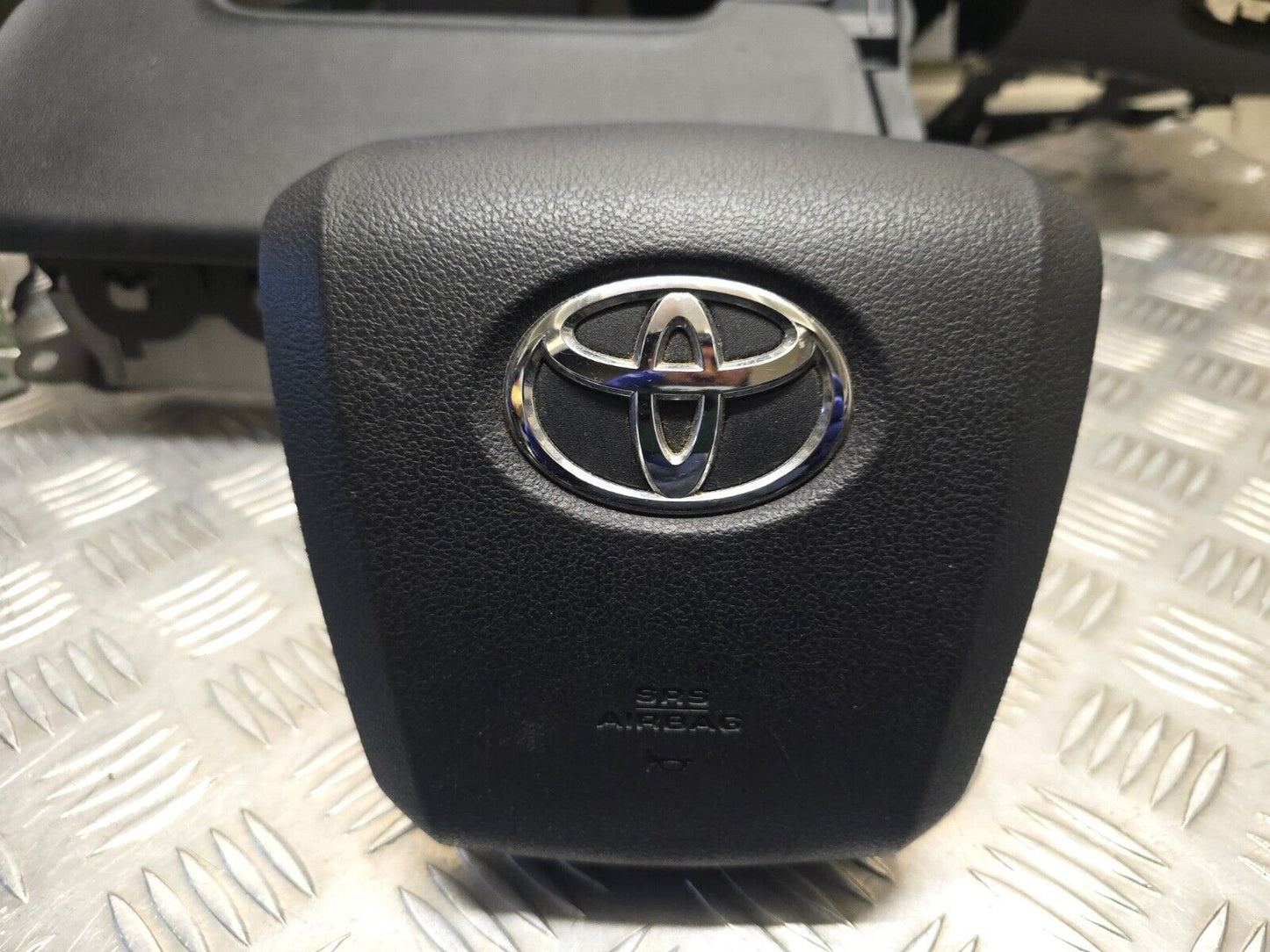 TOYOTA PRIUS MK4 2016-2021 DASHBOARD DRIVERS KNEE SEAT BELT MODULE AIRBAG KIT