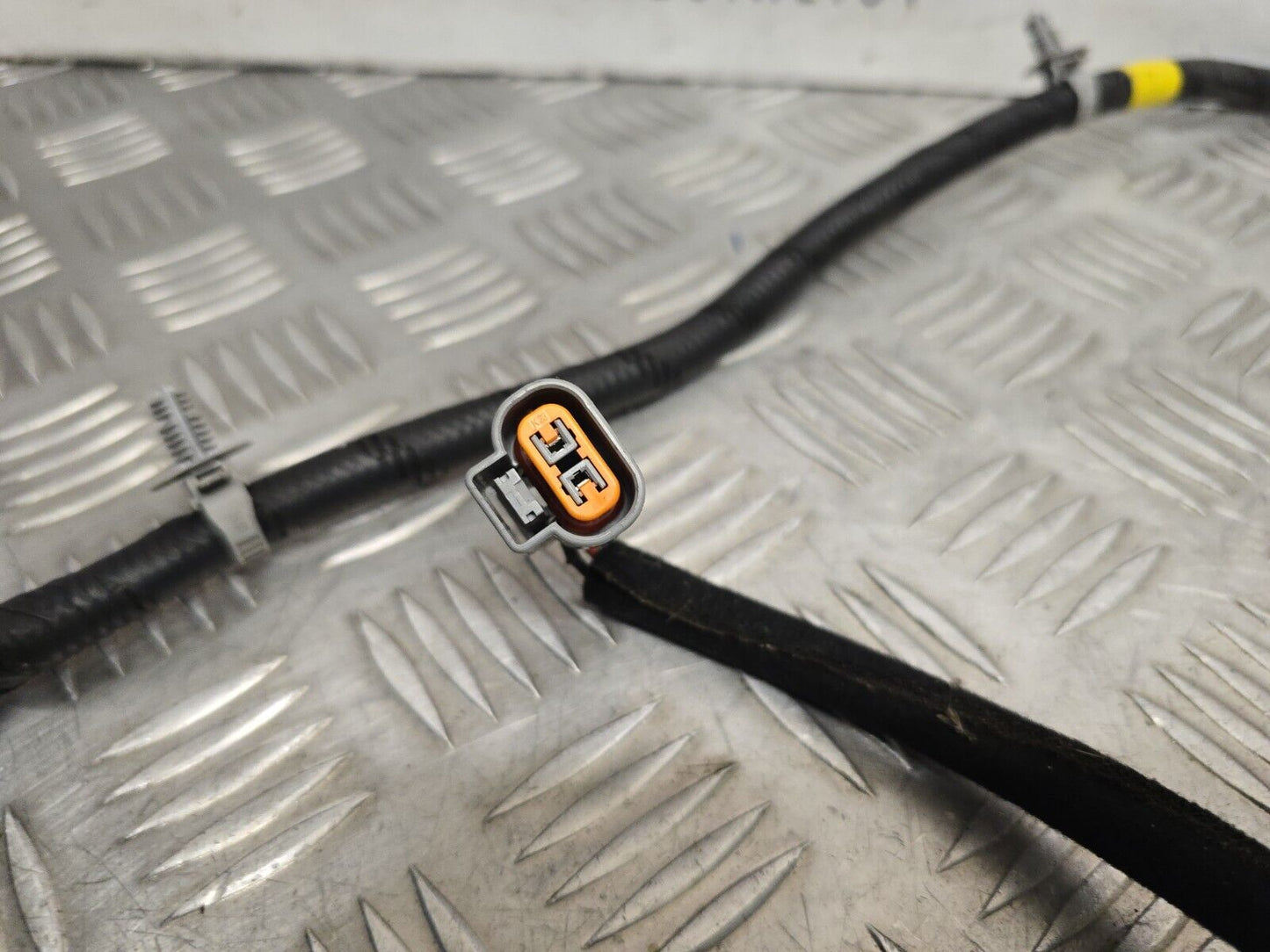 KIA NIRO DE 2020-2022 GENUINE FRONT BUMPER WIRING SENSOR LOOM 91890-G5040
