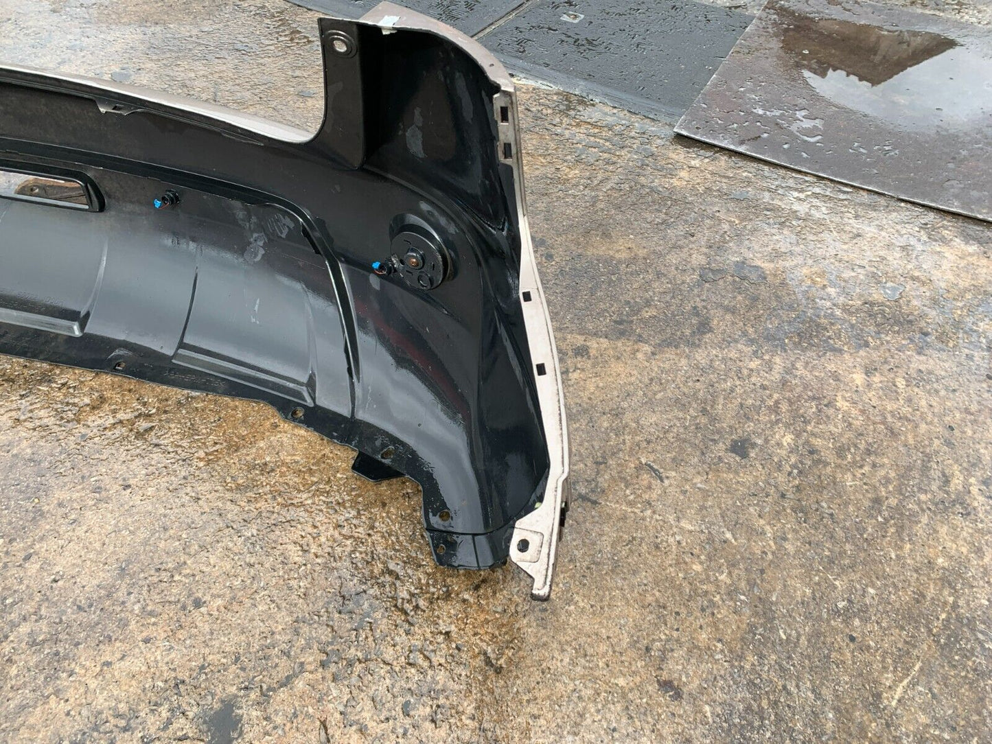 NISSAN QASHQAI J1O 2010-2013 GENUINE FACELIFT REAR BUMPER BEIGE COLLECTION