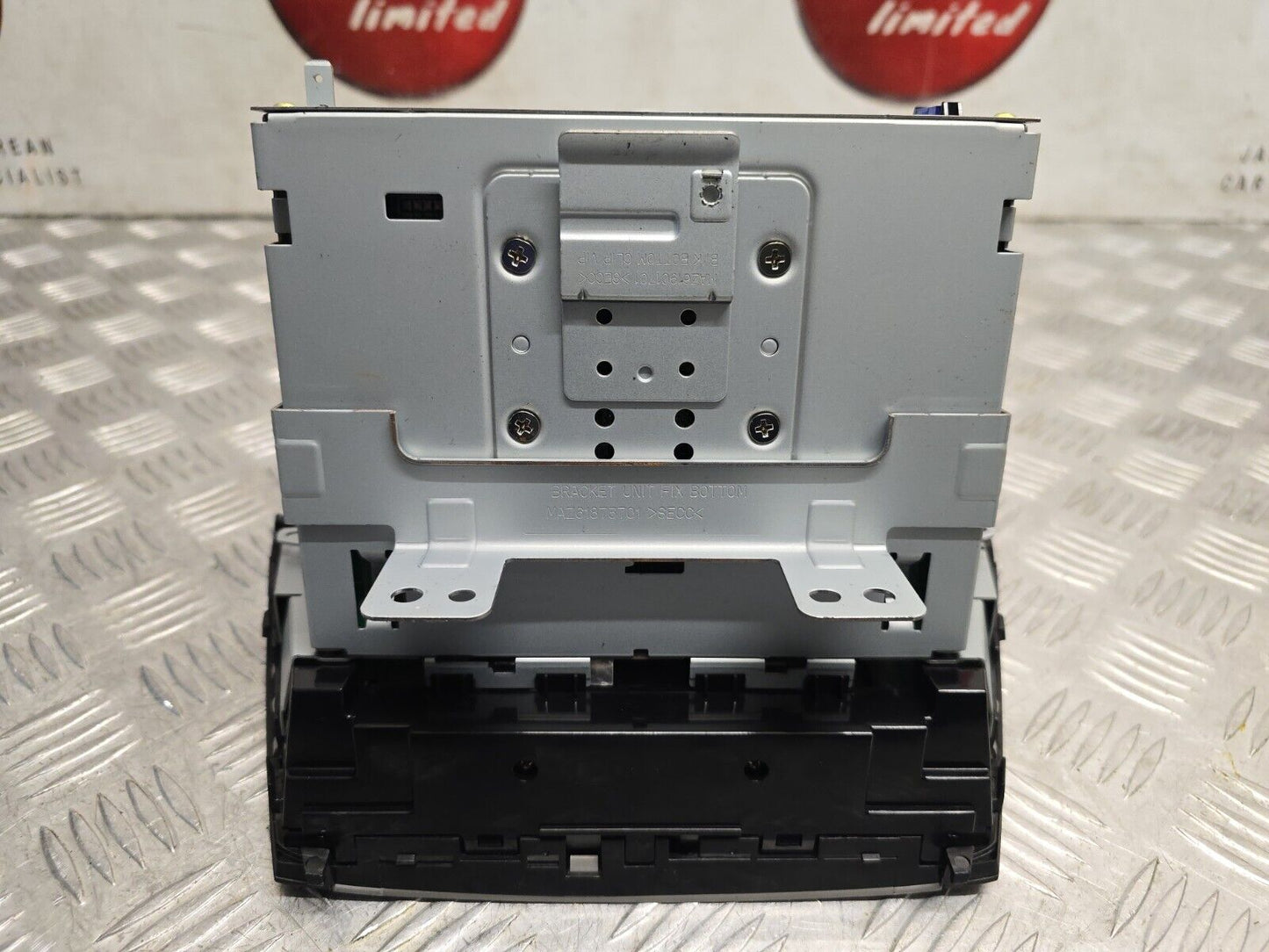 HYUNDAI IX35 2010-2013 GENUINE CD SAT NAV STEREO MEDIA HEAD UNIT 96560-2Y500TAN