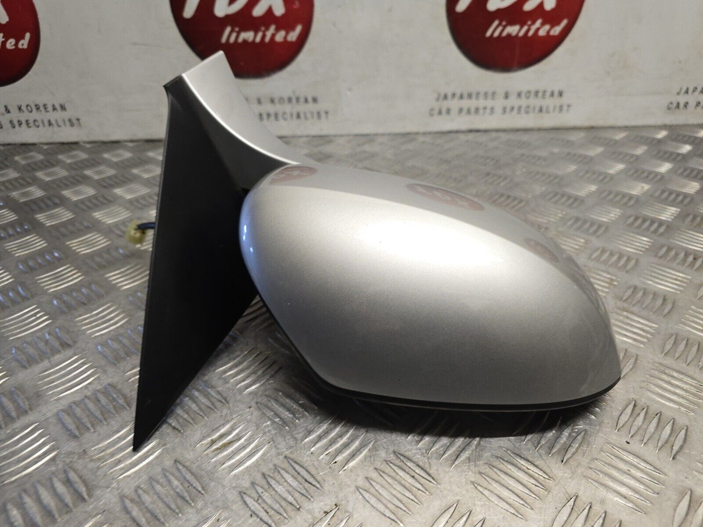 SUZUKI SWIFT 2011-2016 GENUINE DRIVERS SIDE MANUAL FOLD HEATED MIRROR ZCC SILVER