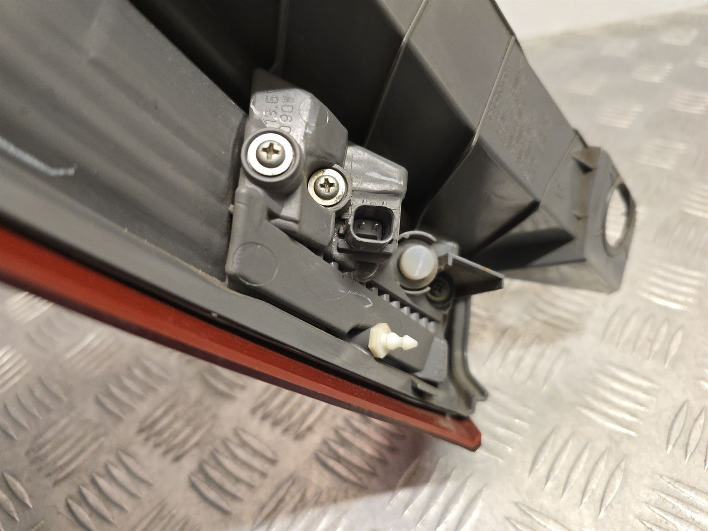 47422162