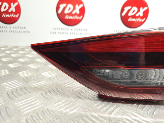 TOYOTA AVENSIS SALOON T27 2015-2018 DRIVER REAR INNER TAILGATE LIGHT 81580-05170