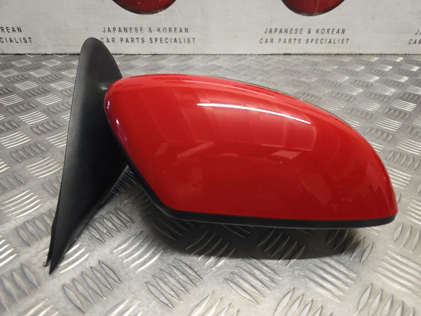 NISSAN JUKE F15 2014-2019 GENUINE DRIVERS SIDE MANUAL FOLD MIRROR Z10 RED