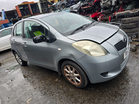 2006 Toyota Yaris T3 Mk2 1.3 Petrol Vvt-I 5 Speed Manual Vehicle For Breaking And Parts 2