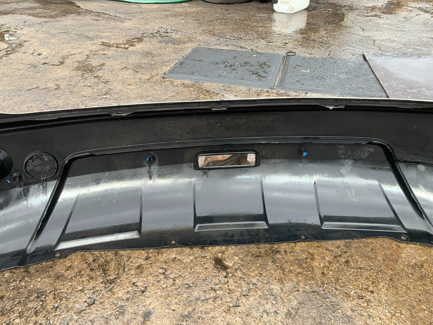 NISSAN QASHQAI J1O 2010-2013 GENUINE FACELIFT REAR BUMPER BEIGE COLLECTION