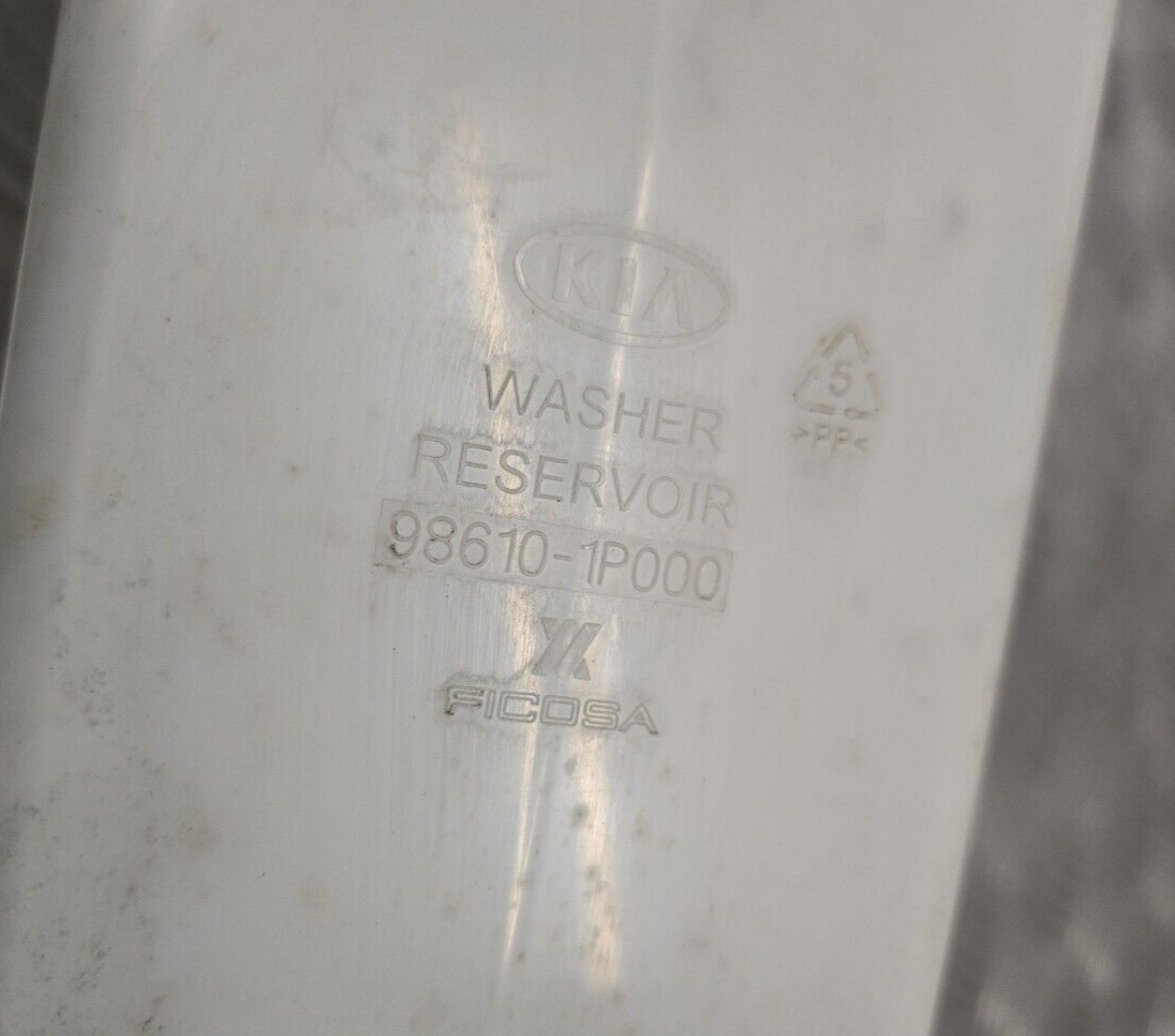 KIA VENGA/ HYUNDAI IX20 2010-2019 GENUINE WINDSCREEN WASHER BOTTLE + MOTOR PUMP