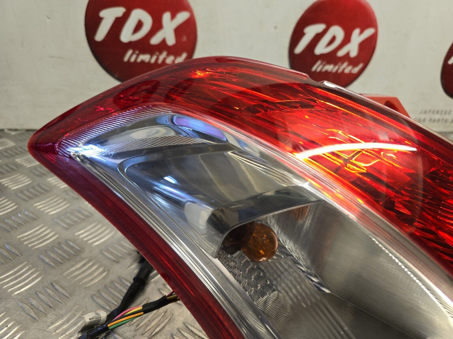 SUZUKI SWIFT 2010-2016 GENUINE PASSENGERS SIDE REAR OUTER BODY BRAKE LIGHT LAMP