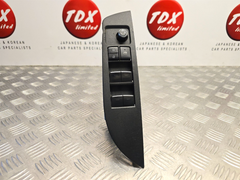 Toyota Corolla MK12 2019-2025 Drivers Front Master Window Switches 84040-02270 - photo 1 of 9