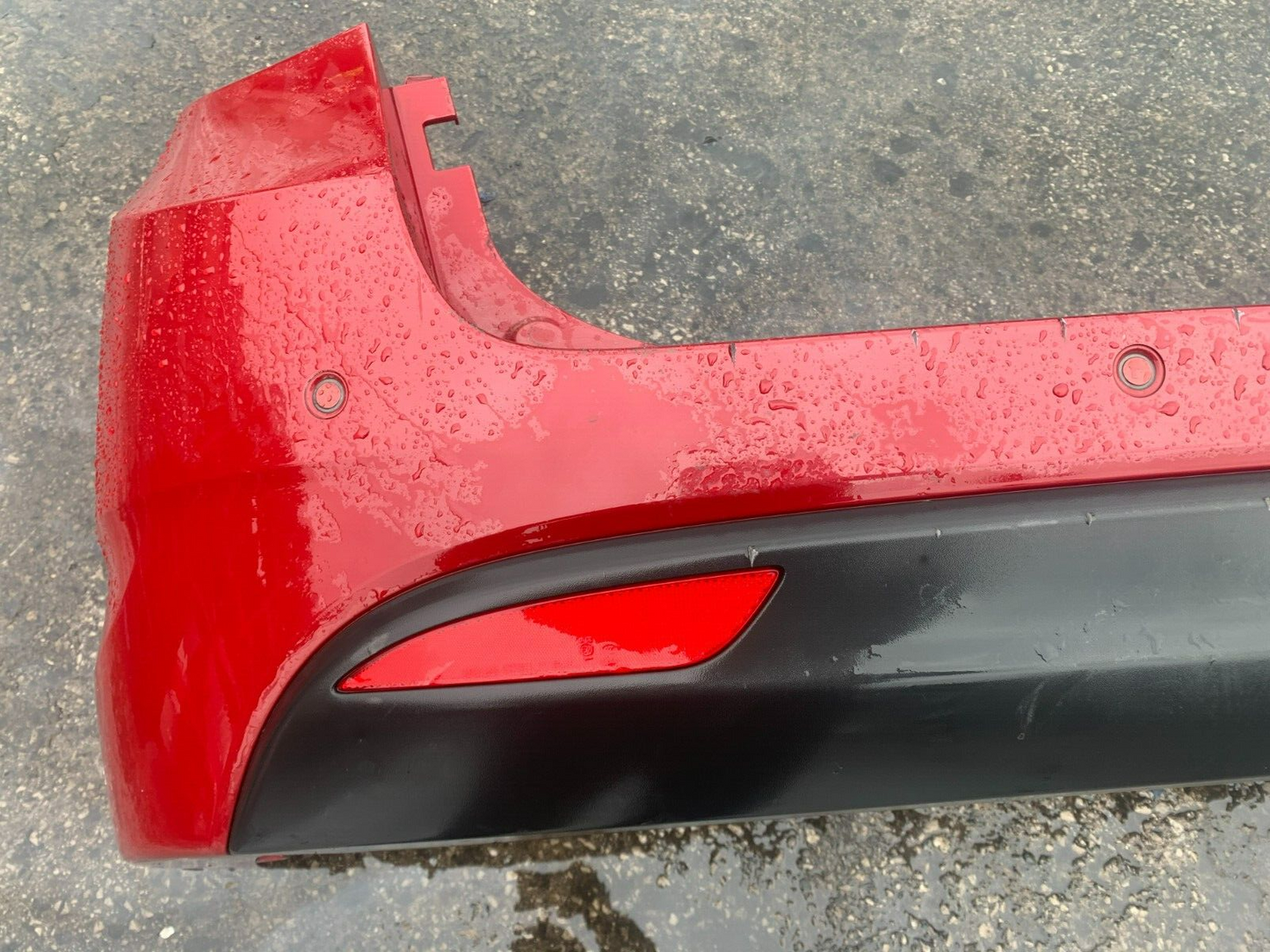HYUNDAI I40 ESTATE MK1 2011-2019 GENUINE REAR BUMPER RED COLLECTION