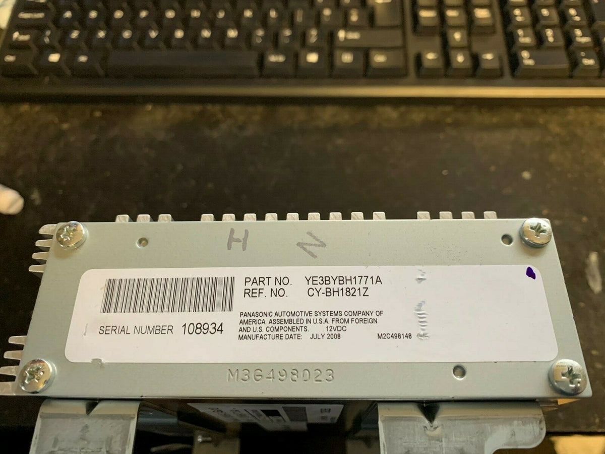 Honda Accord Premium Audio System Amplifier 2008-2015 P/N 397186-TL4-G012 - photo 3 of 3