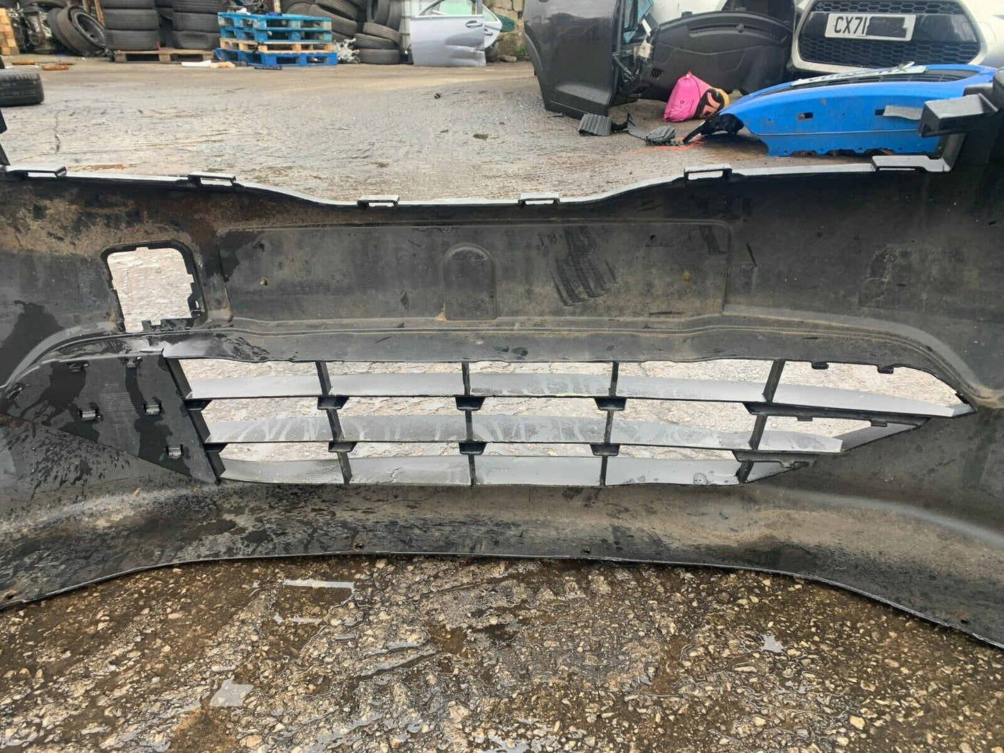 NISSAN QASHQAI J10 2010-2013 GENUINE FACELIFT FRONT BUMPER BLACK COLLECTION