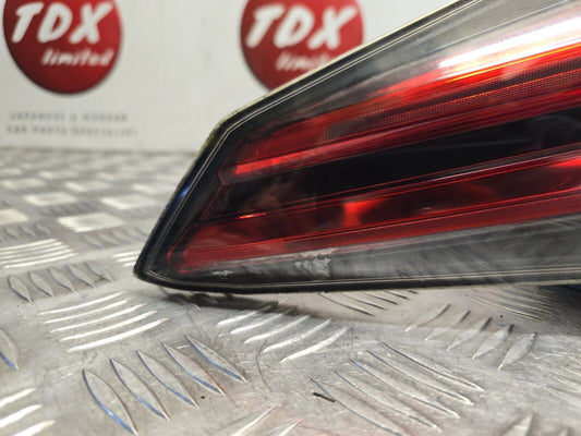 TOYOTA RAV4 XA40 MK4 2015-2018 GENUINE DRIVERS SIDE REAR INNER TAILGATE LIGHT