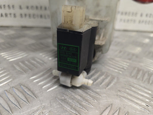 KIA VENGA/ HYUNDAI IX20 2010-2019 GENUINE WINDSCREEN WASHER BOTTLE + MOTOR PUMP