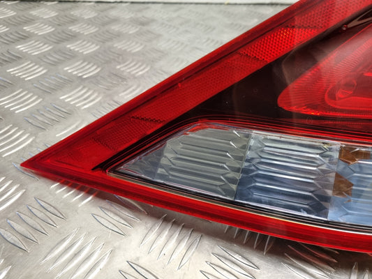 Honda Insight 2013-2015 Mk2 Facelift Genuine Blue Tint Passengers Rear Led Light 2