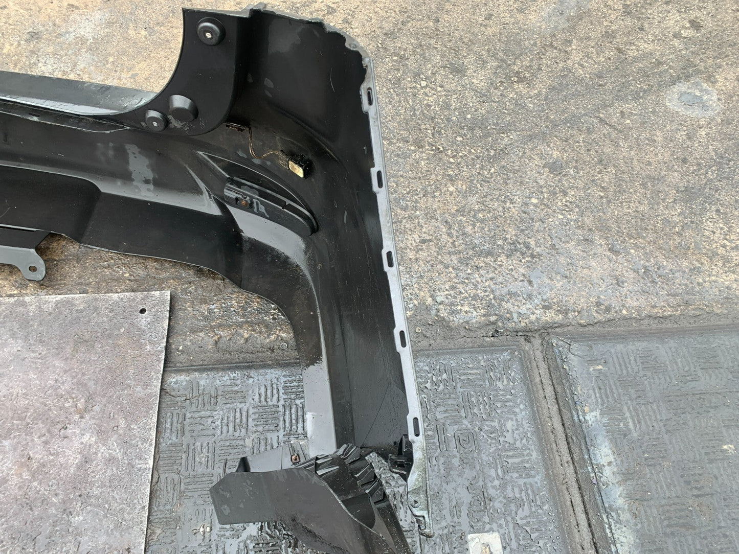 MAZDA 6 ESTATE 2013-2016 GENUINE REAR BUMPER 42A METEOR GREY PERL COLLECTION