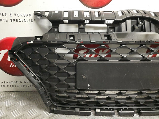 Hyundai I20 Gb Mk2 2015-2019 Front Bumper Main Centre Grille 86569-C8Aa0 2