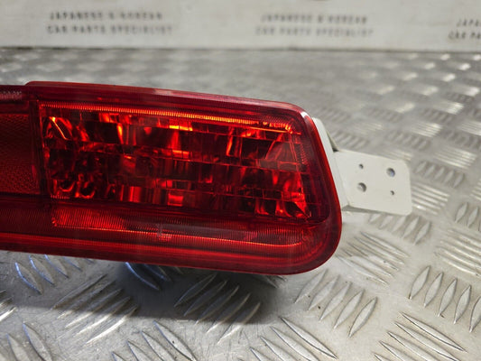HONDA CR-V MK4 2013-2015 GENUINE PASSENGERS SIDE REAR BUMPER REFLECTOR LIGHT