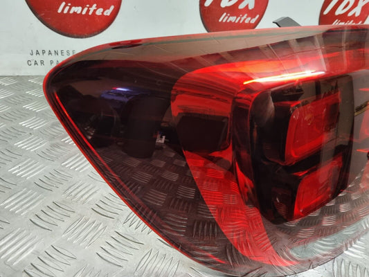 Dacia Sandero Mk2 Facelift Genuine Passengers Rear Outer Led Light 2017-2020 9