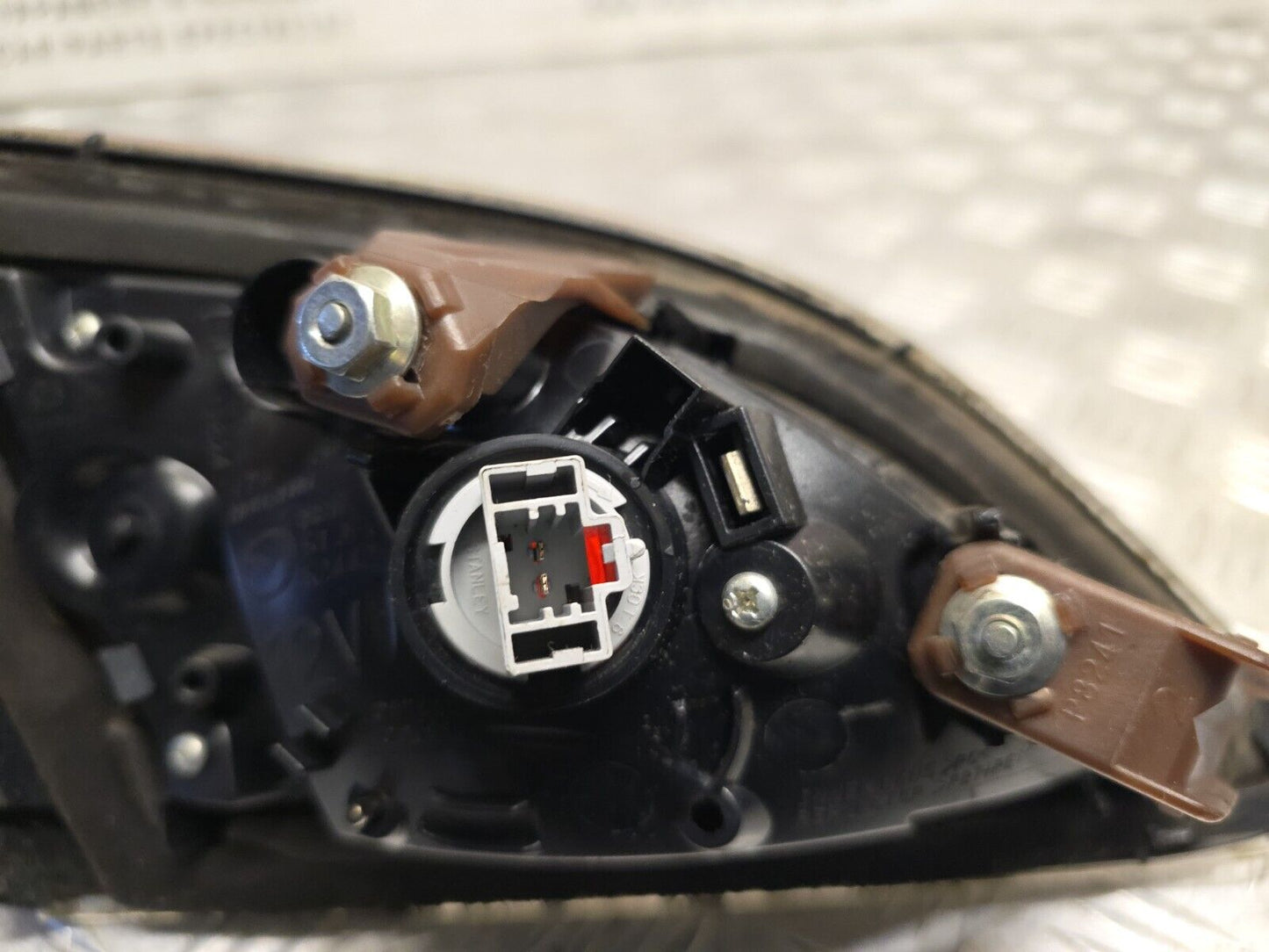 MAZDA 3 BL HATCH MK2 2009-2013 GENUINE DRIVERS SIDE REAR INNER TAILGATE LIGHT