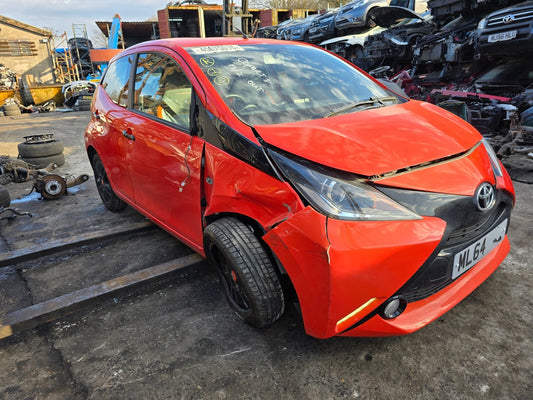 2015 Toyota Aygo X-Cite (Ay2) Mk2 1.0 Petrol 5 Speed Manual Vehicle For Breaking And Parts 2