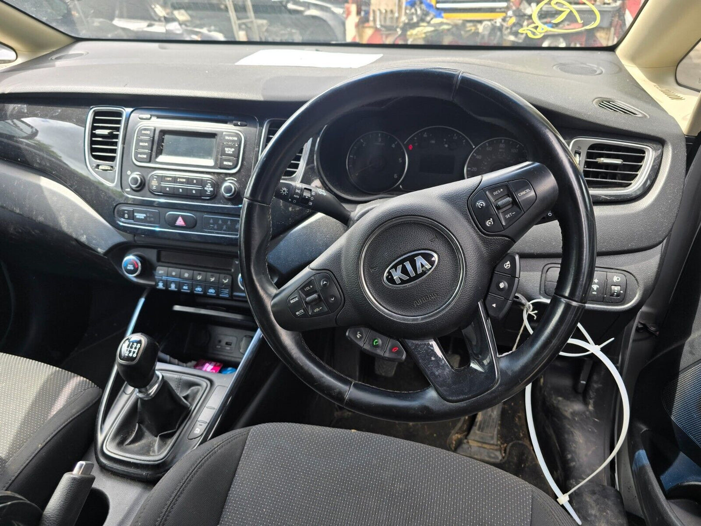 2014 Kia Carens 2 (Rp) Mk3 Ecodynamics 1.7 Diesel 6 Speed Manual Vehicle For Breaking And Parts 10