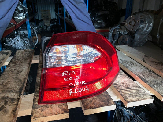 Kia Rio Driverside Rear Light Unit 2012 2013 2014 2015 RLU04